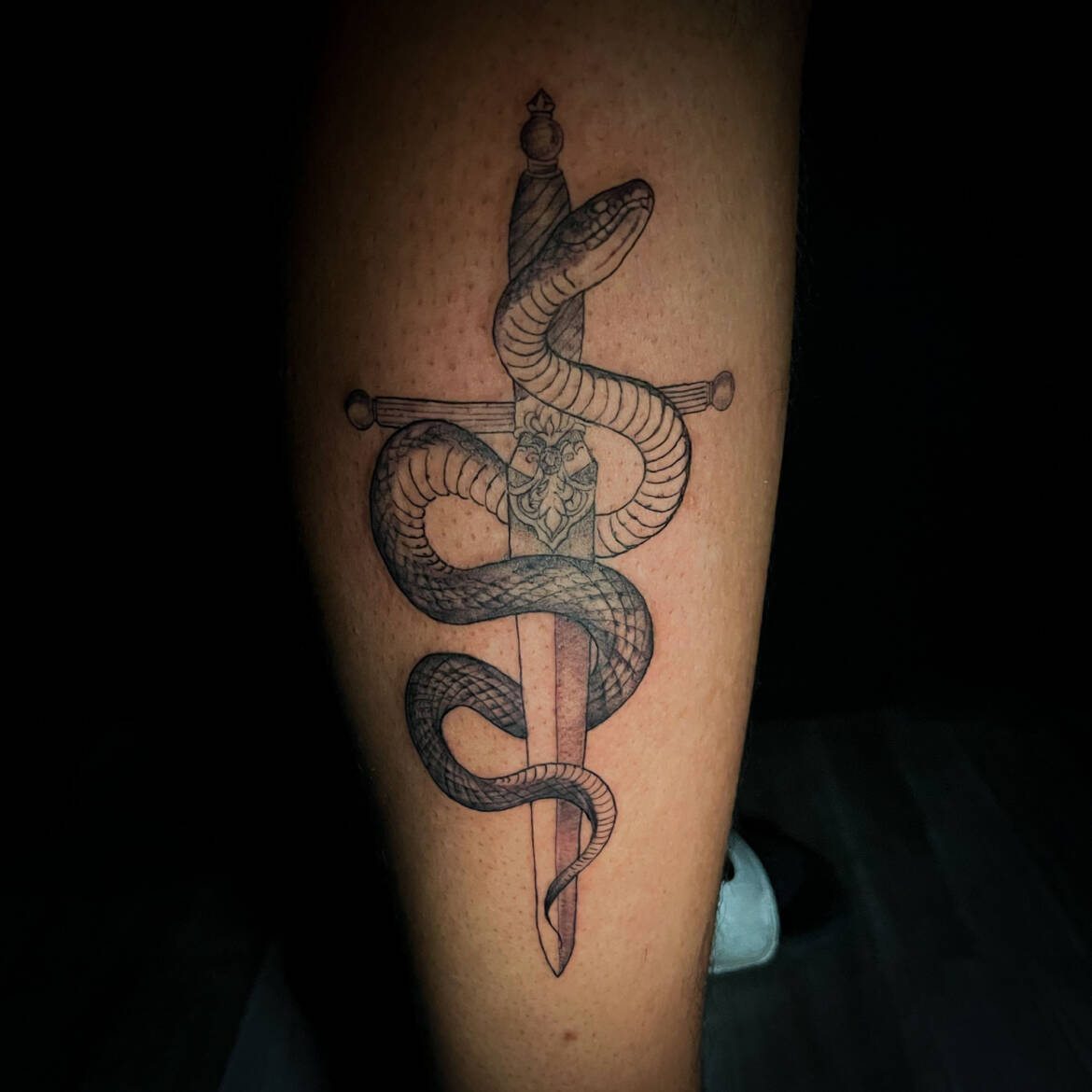 Espada-serpiente-tattoo.jpg