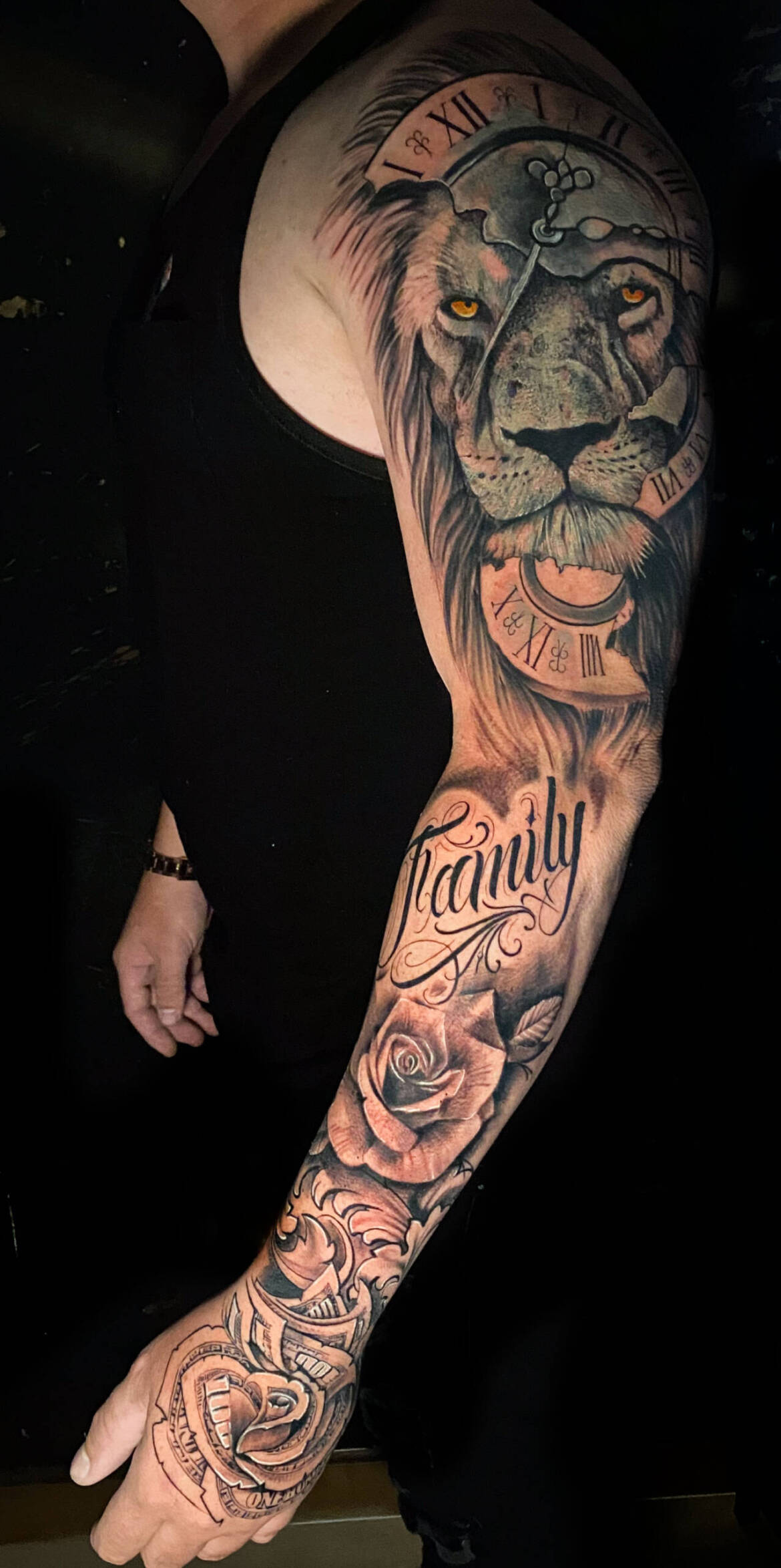 leon-tattoo-scaled.jpg